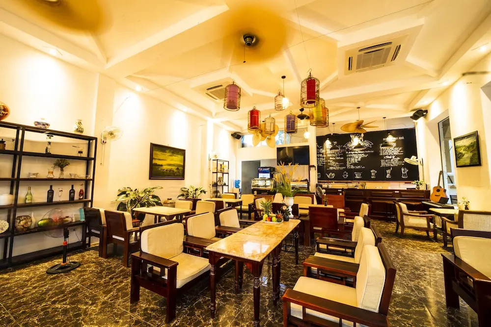 Phadin Hotel