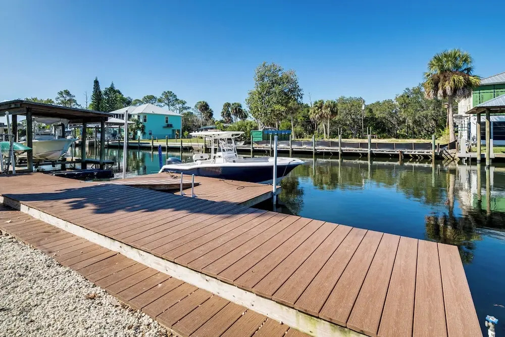 5 Mi to Manatees! Waterfront Crystal River Home