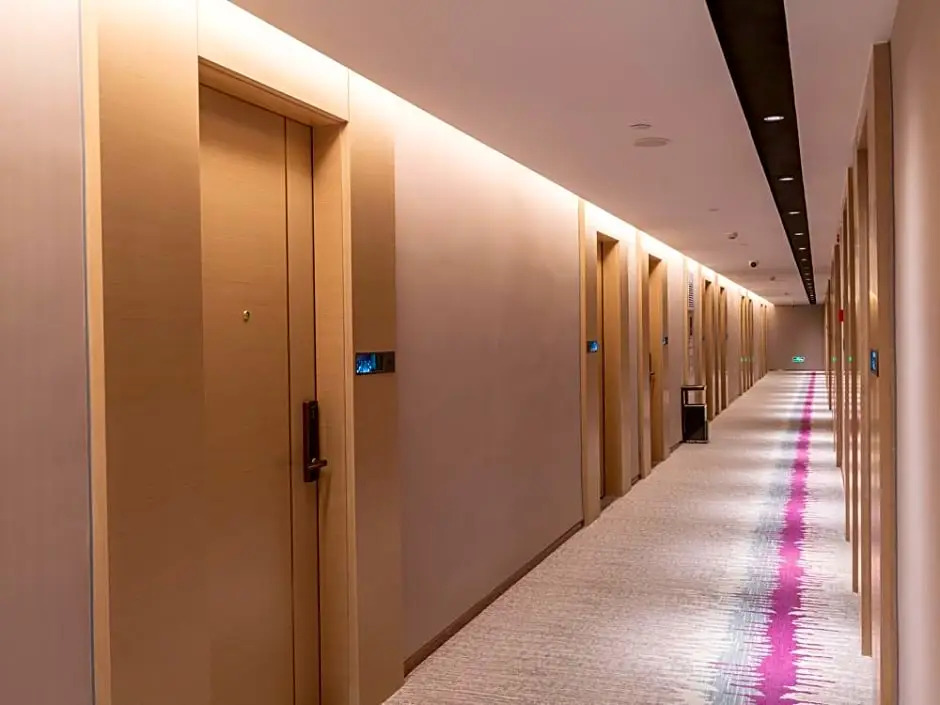 Guangdong Deer Lake Spa Holiday Hotel