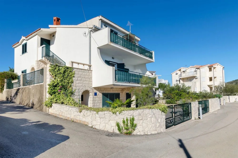 Apartments Sanda