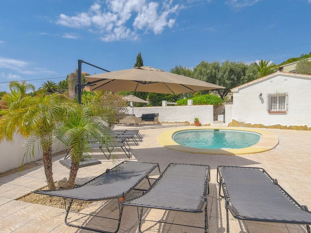 Spacious, Luxurious 10 Person Villa Moraira, 2 Minutes From the Beach, Pool & Terraces