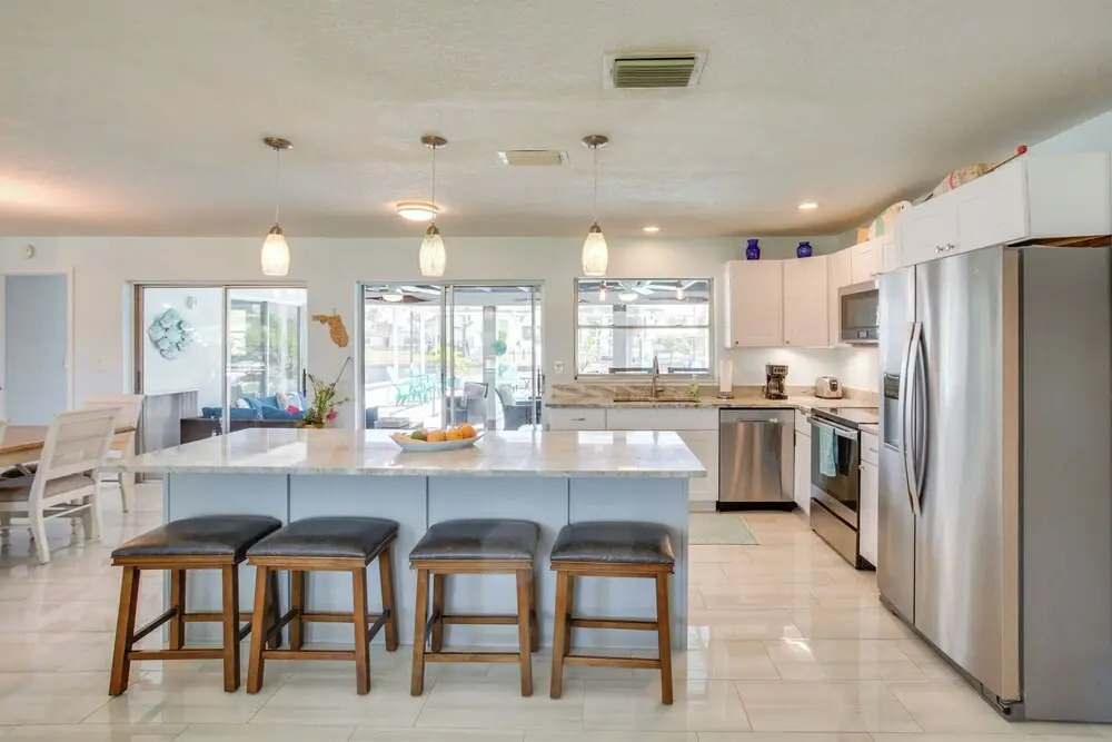 2 Mi to Beach: Canal-front Home in Cape Coral!