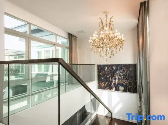 Luxury Pure Modern Pool Villa 5Bed KTV Gym Nr BTS&Central
