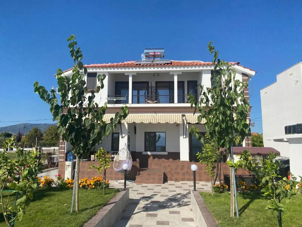 Guest House Costa 1