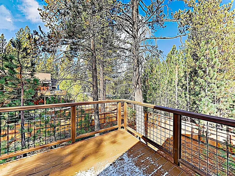 New Listing! New-build Alpine W/ Hot Tub 5 Bedroom Home