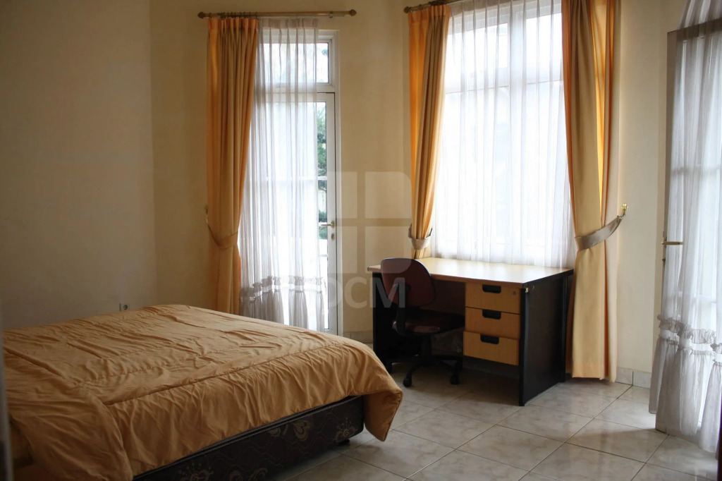Villa Kota Bunga Dandelion