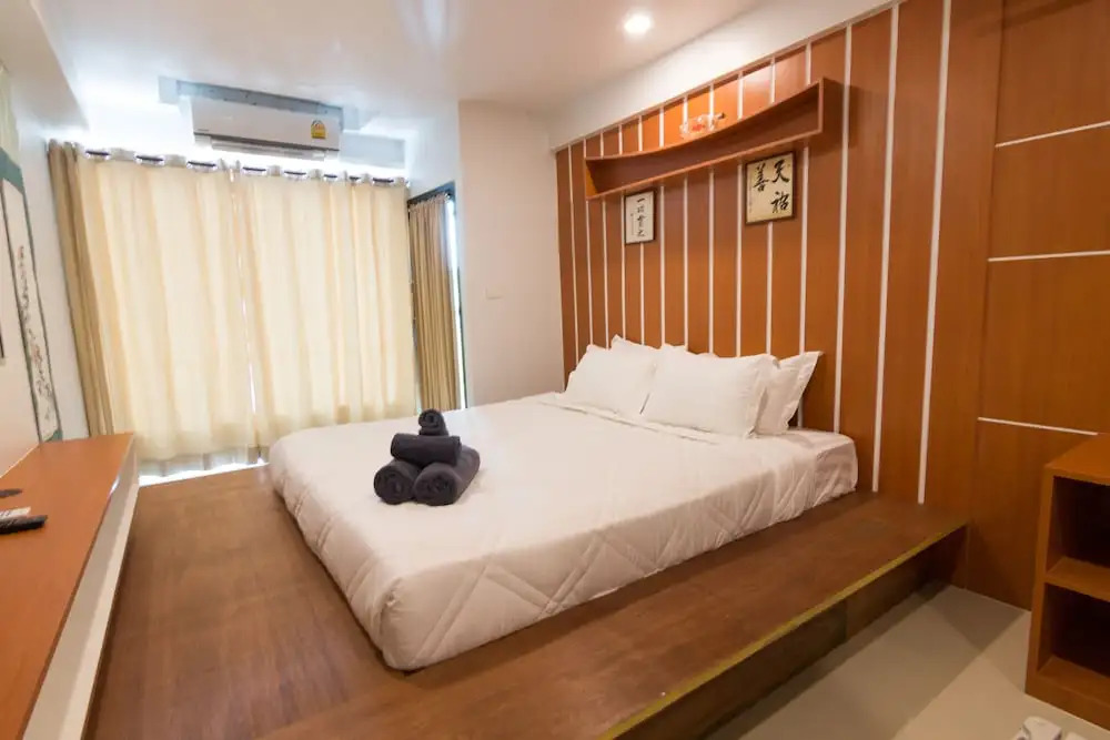 2 Feel Bed Station