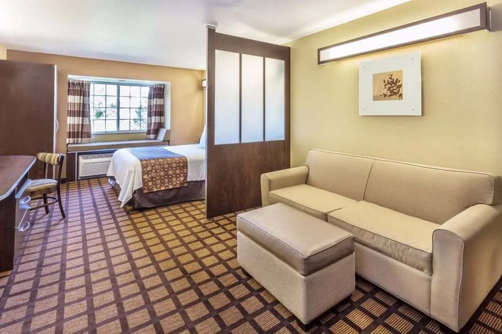 Sleep Inn & Suites Kalamazoo Southwest