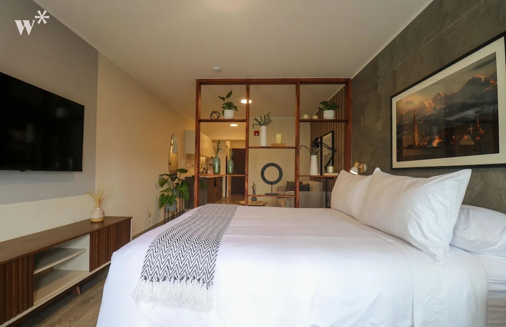 Studio 4 Living in Barranco by Wynwood House