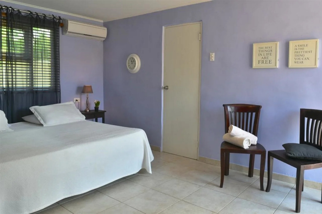 Arubiana Inn Hotel