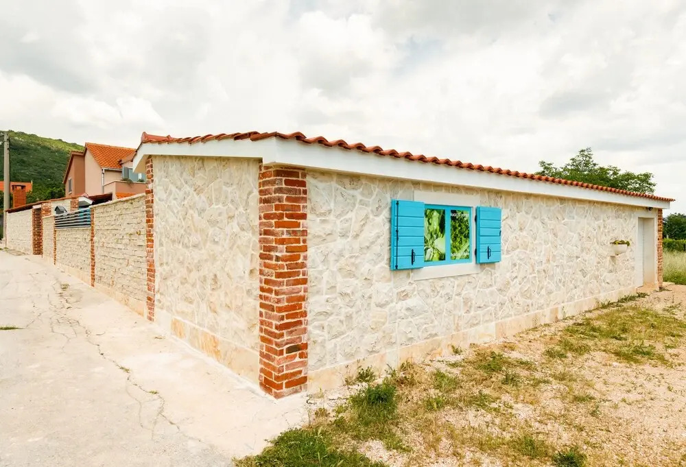 Villa Vision with Heated Pool & Jacuzzi in Sestanovac