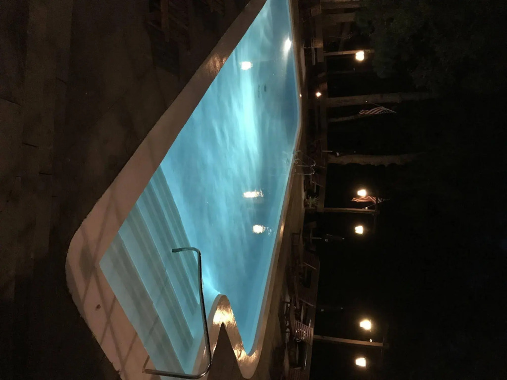 Summit Lodge