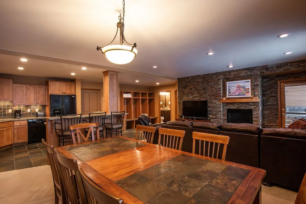 Zephyr Mountain Lodge, Condo | 2 Bedroom Ski-Slope View (Premium-Rated Condo 1223)