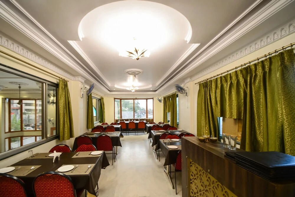 Capital O 7200 Hotel YKS
