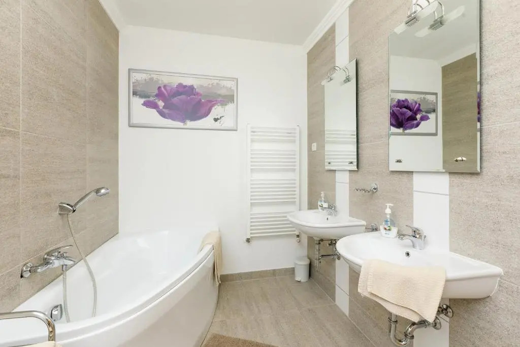 Andi Apartman
