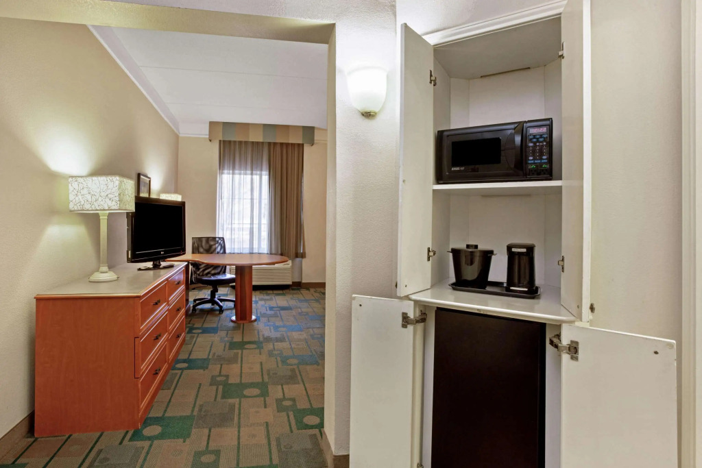 La Quinta by Wyndham Winston-Salem