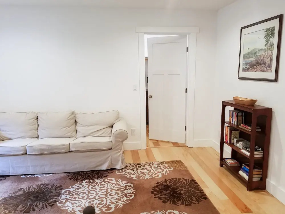18 Bens Landing Rd Home 5 Bedrooms 2.5 Bathrooms Home