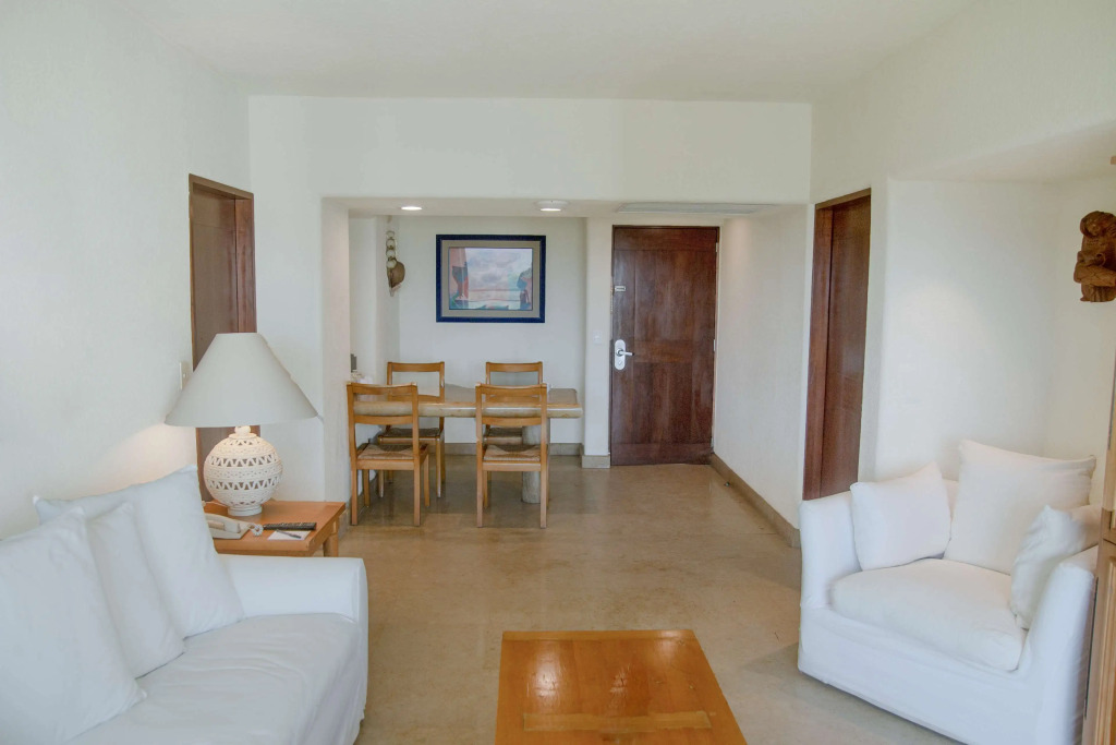 Emporio Ixtapa - with Optional All Inclusive