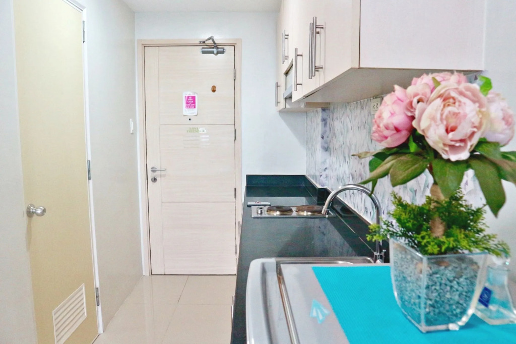 SEA RESIDENCES CONDOTEL Near MOA