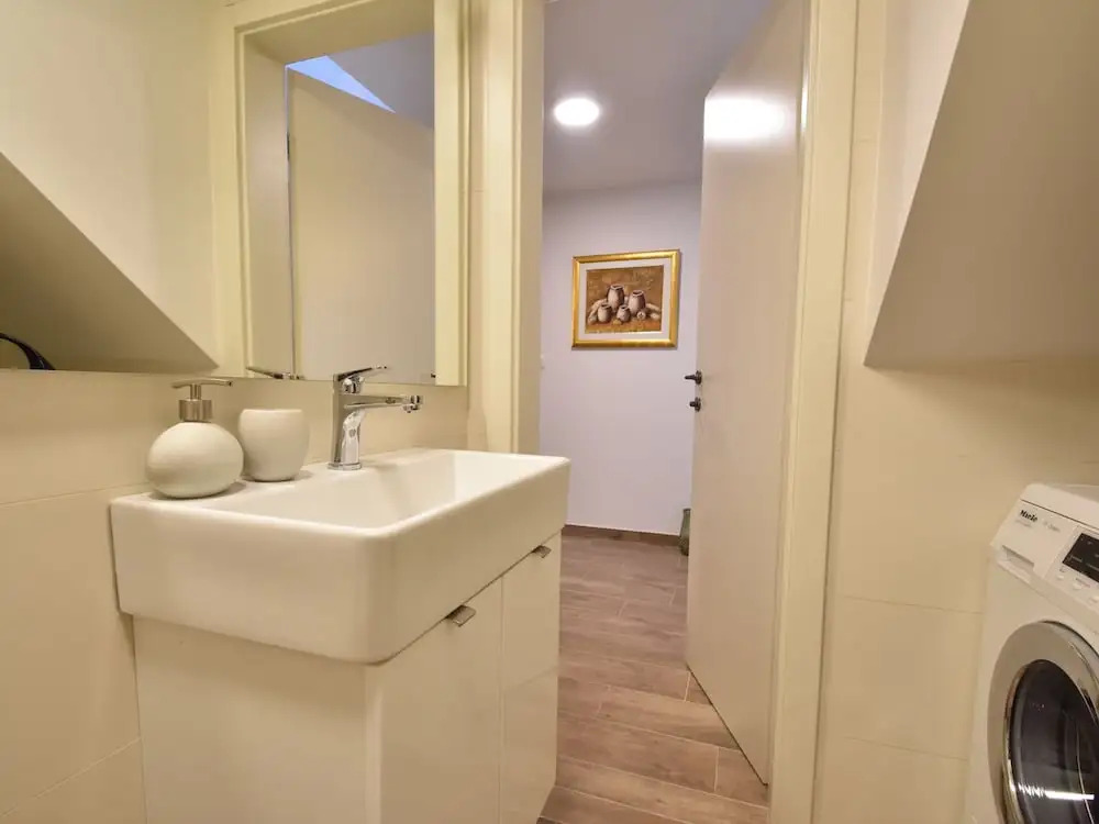 Spacious and Comfortable Apartment, Outside the Historical Centre of Split