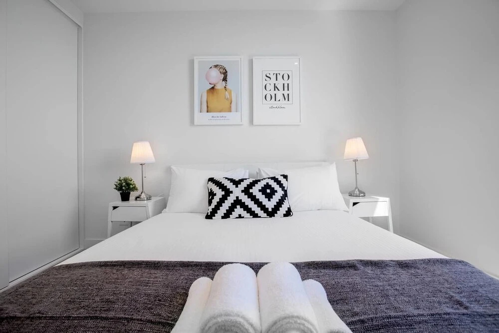 61*Boutique one-bedroom*Boxhill Central*Mall