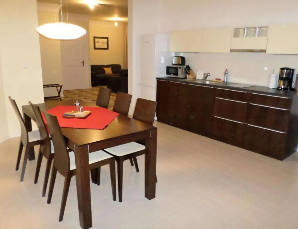 Karlova 25 Apartments