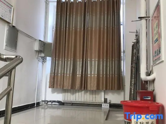 Kashgar Xinjie Express Hotel
