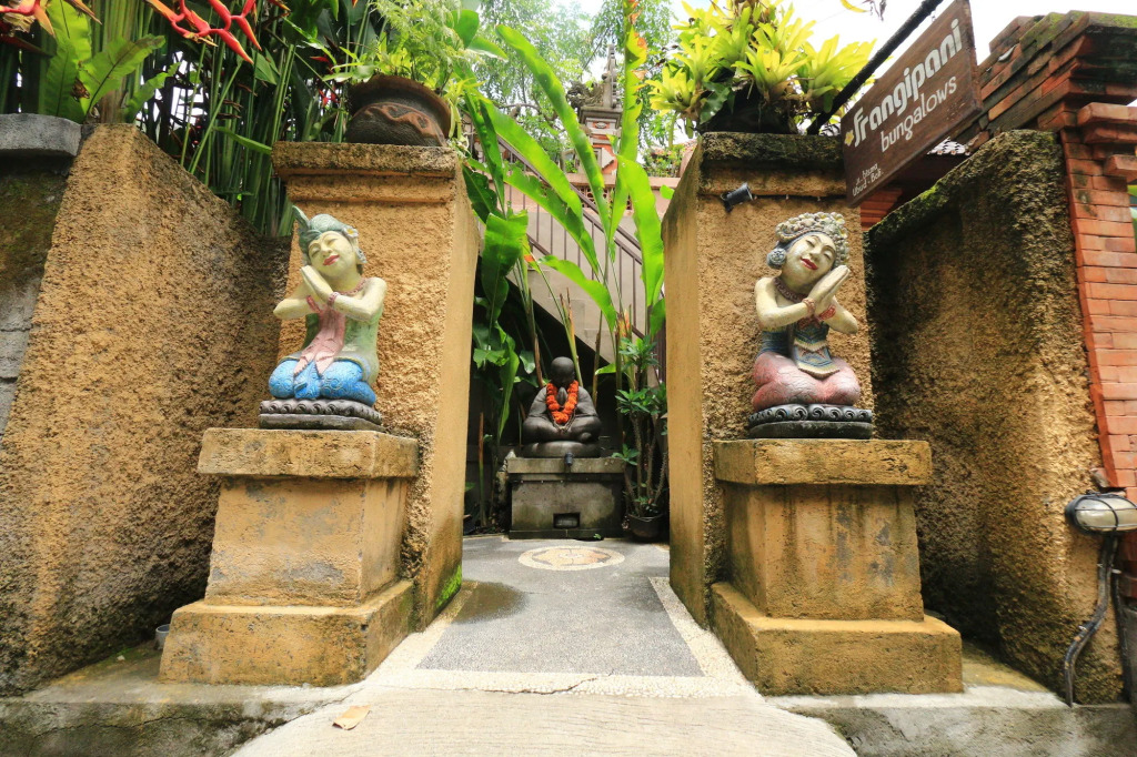 Frangipani Bungalow