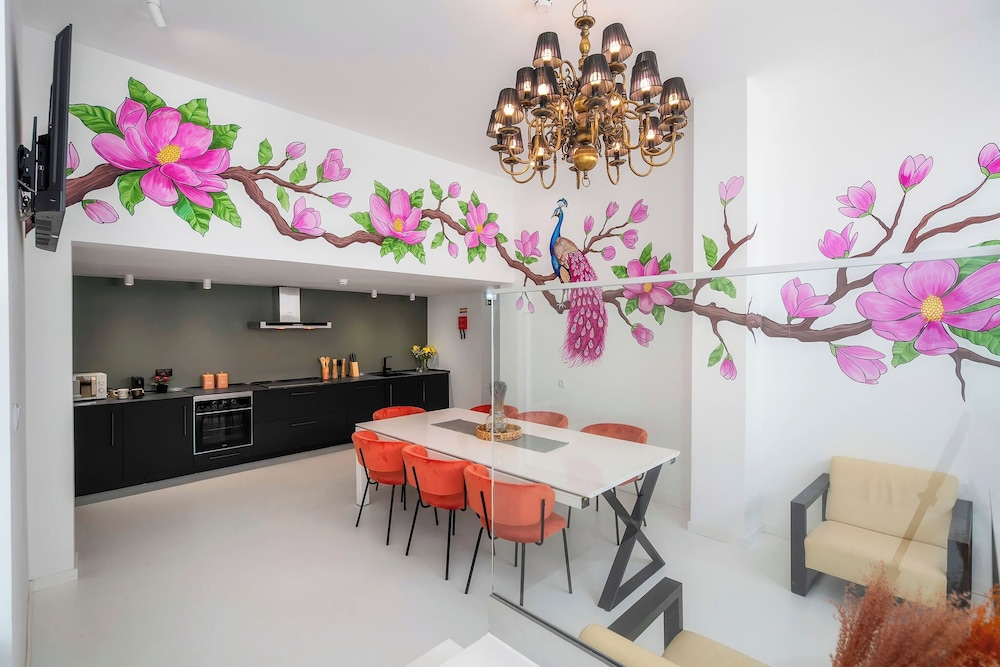 Primavera House - Sakura