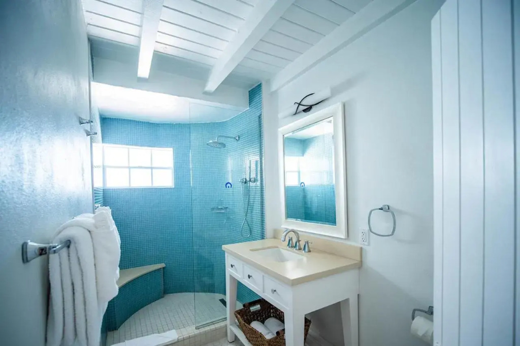 Windjammer Landing Resort and Residences