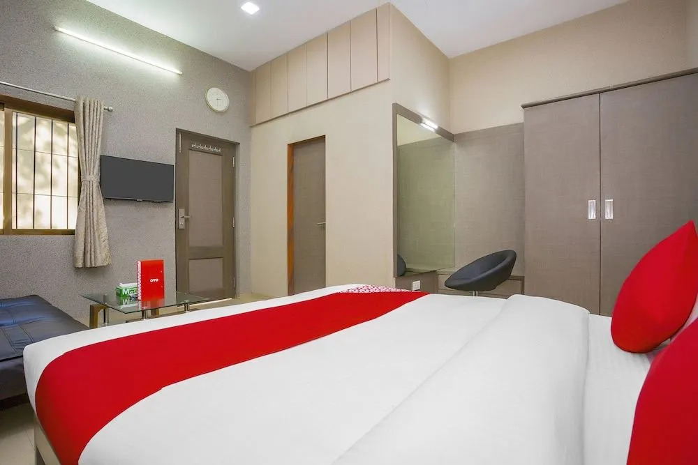Oyo Flagship 24429 Oriental Rooms And Banquet