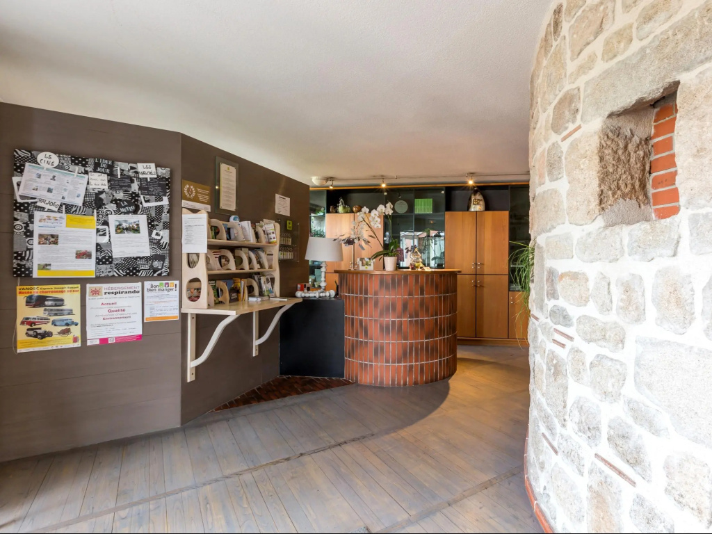 Logis Hotel de la Tour