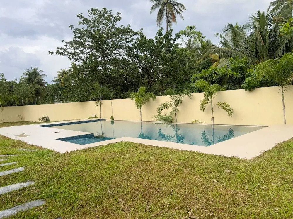Turtle Bay View Resort B&B