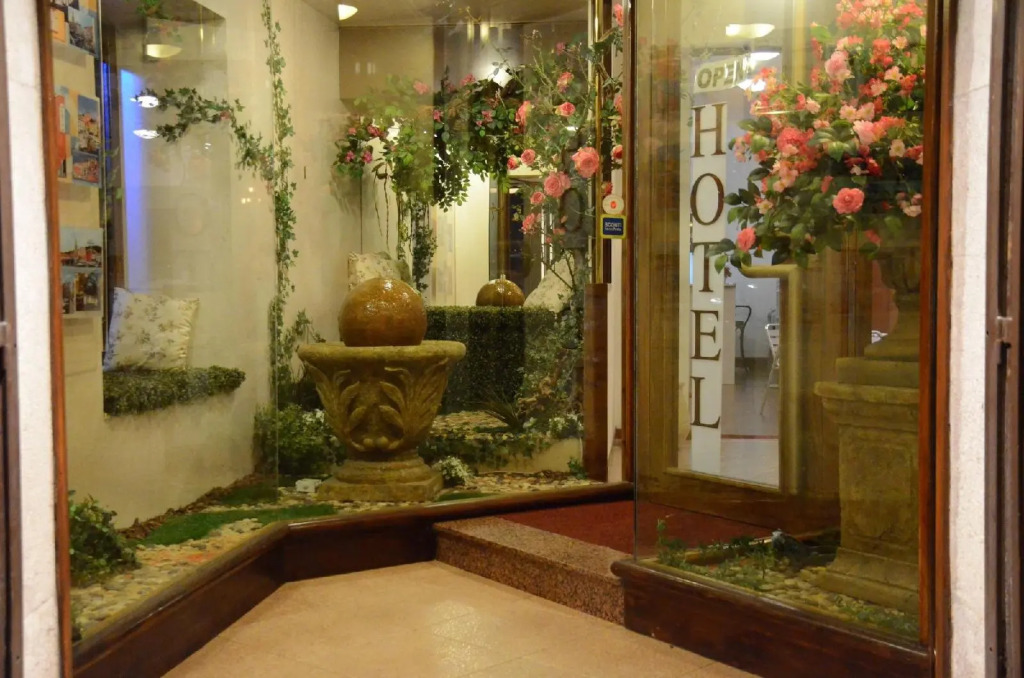 New Hotel Dulcinea