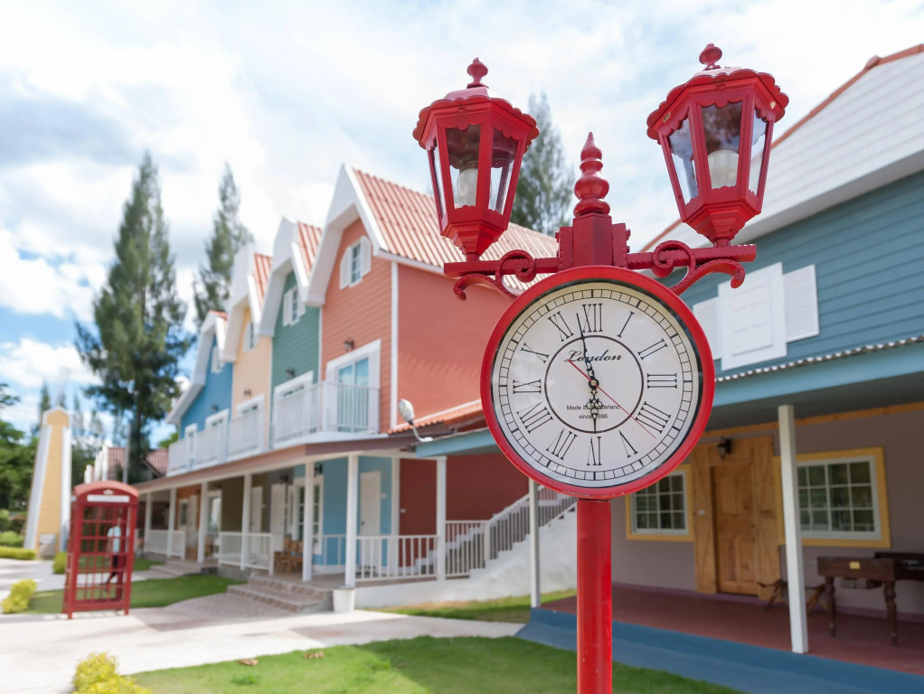 Belmont Village Hotel