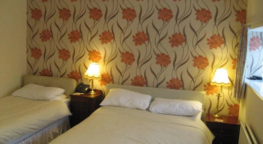 The Red Lion Hotel