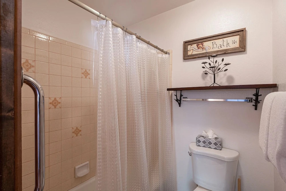 New Listing! Luxe W/ Private Master Suite 4 Bedroom Home