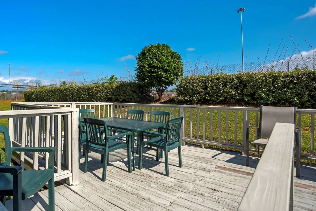 Comfort Suites Hattiesburg near University