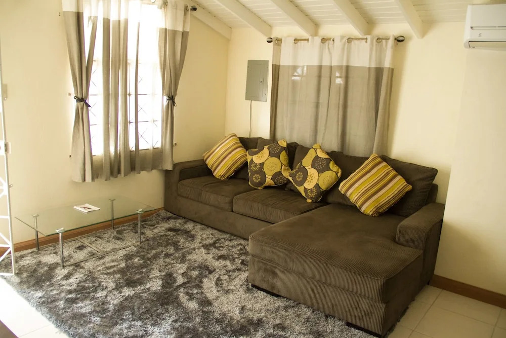 Greenoasis Guest House
