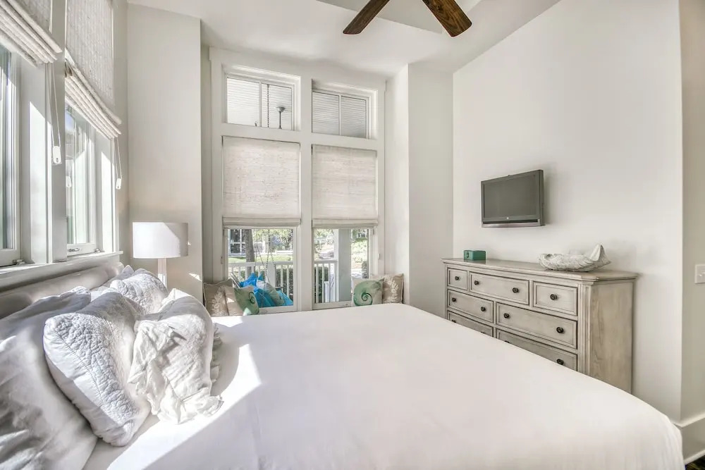 Beautiful Home Close to the Sandhill Pool in Watercolor - 5BR 4,5BTH home