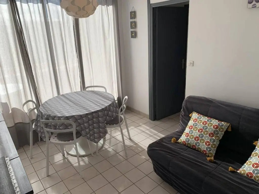 Appartement Balaruc-les-Bains, 2 pièces, 2 personnes - FR-1-571-32