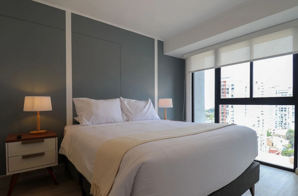 w Engaging 2BR in the Heart of Barranco