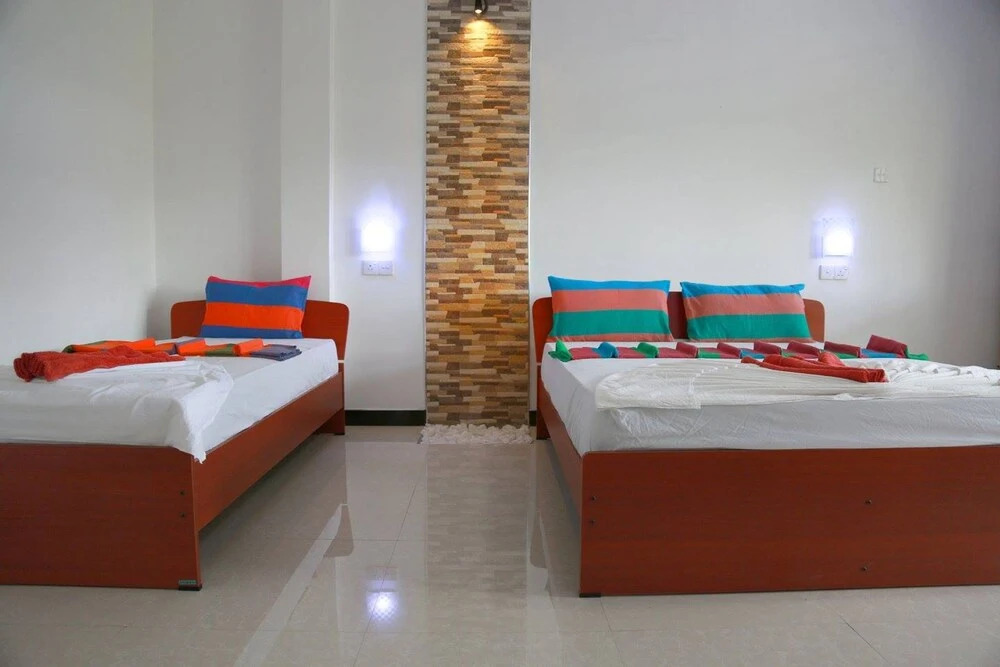 Dimuthu Home Stay