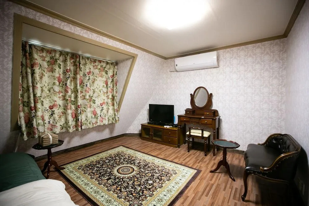 Jeonju Mokhwa Hotel