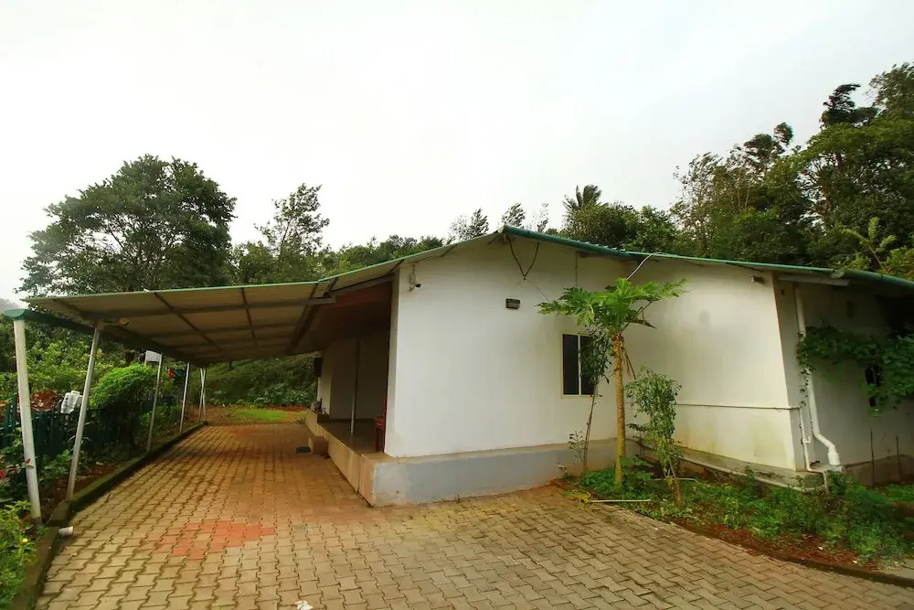 OYO 15200 Home Cozy Stay Hill Top Madikeri
