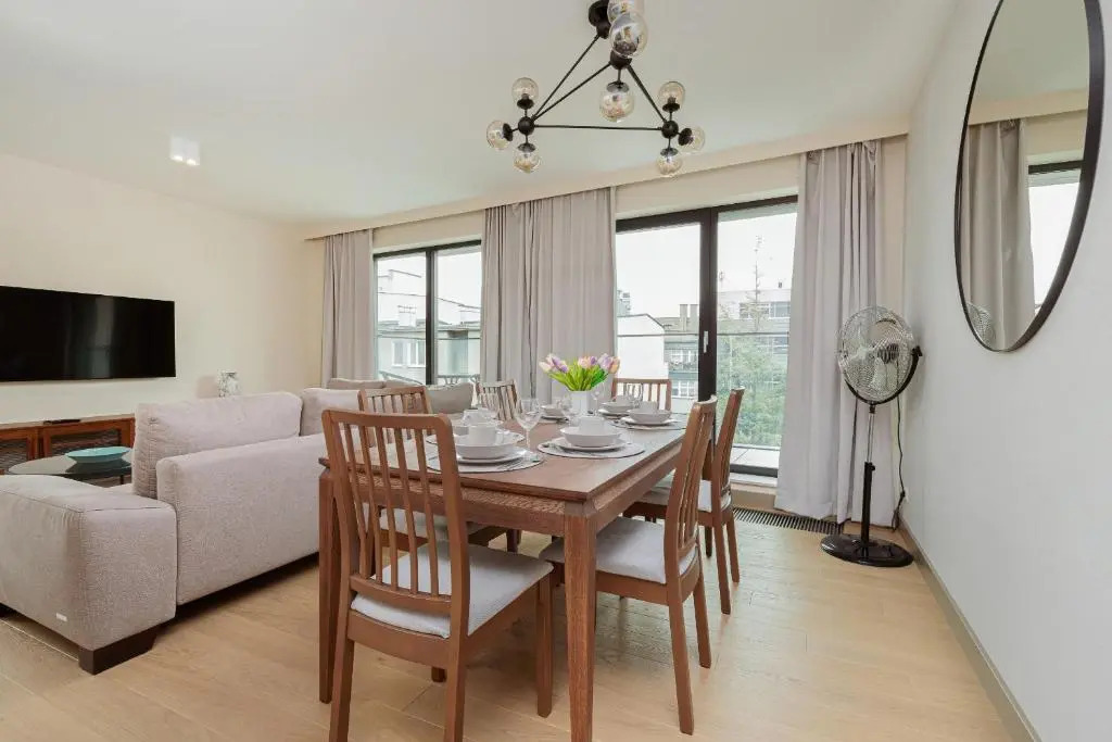 Moderna Central Apartment Gdynia by Renters