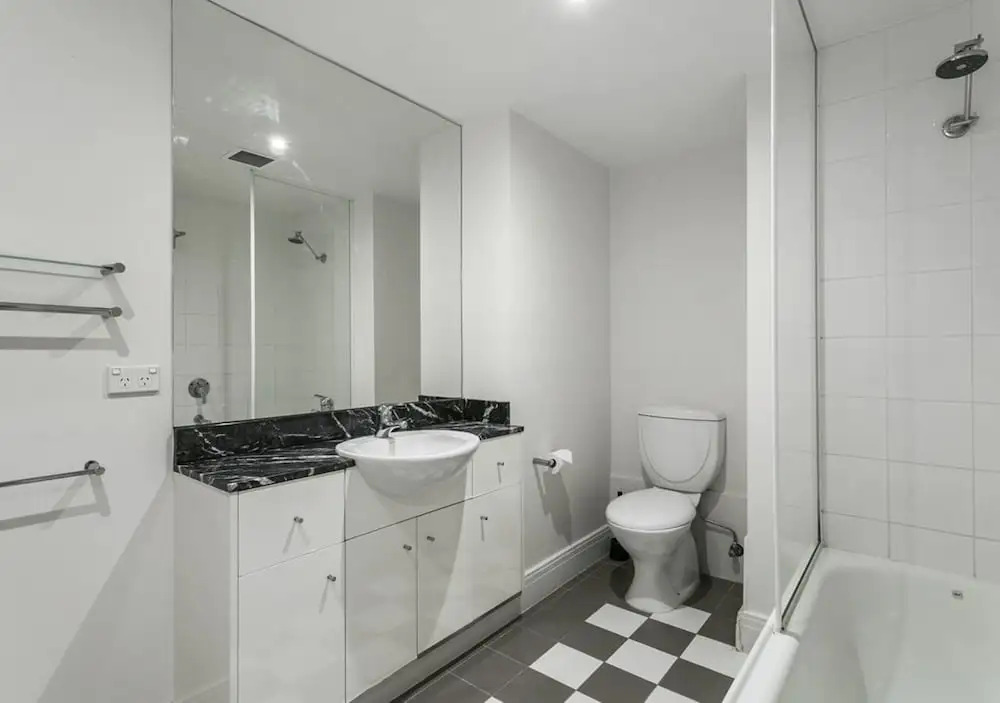 DARLING A Tidy Space in a Great Location