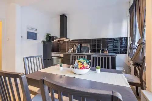Cosy apartment for 6
