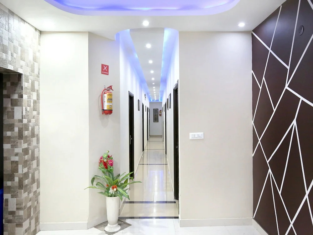Hotel J S Regency