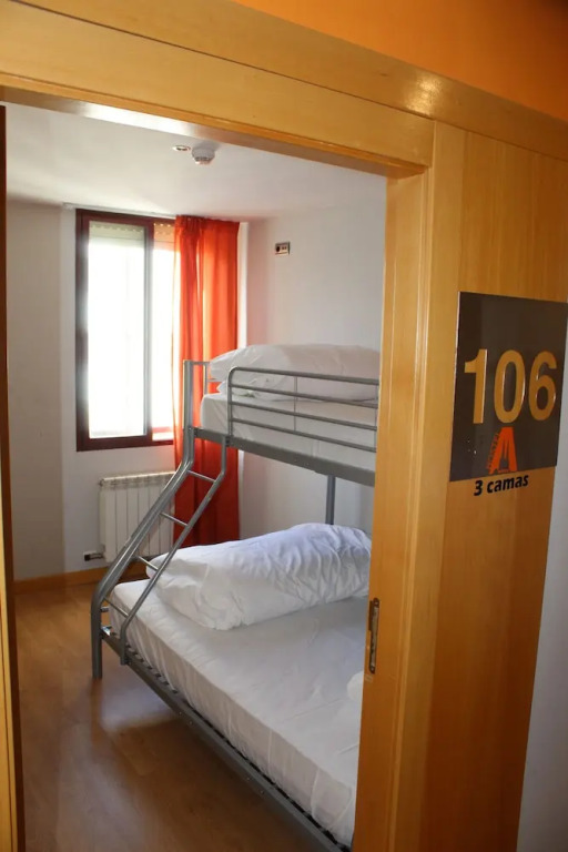 Mola! Hostel Burgos